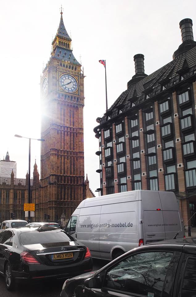 Antike Möbel | Spezialist für Art Déco und Bauhaus Möbel