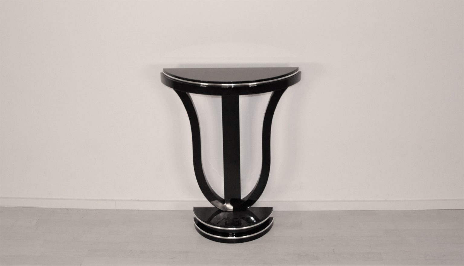 Art Deco Stil Wandkonsole in Klavierlack und Chrom - Original Antike Möbel